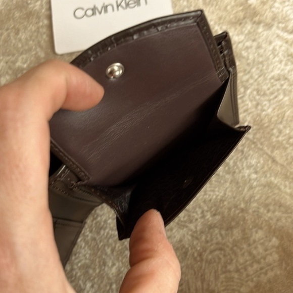 Brand New Calvin Klein Genuine Leather Brown Bifold Men’s Wallet RFID Protection - Picture 13 of 15